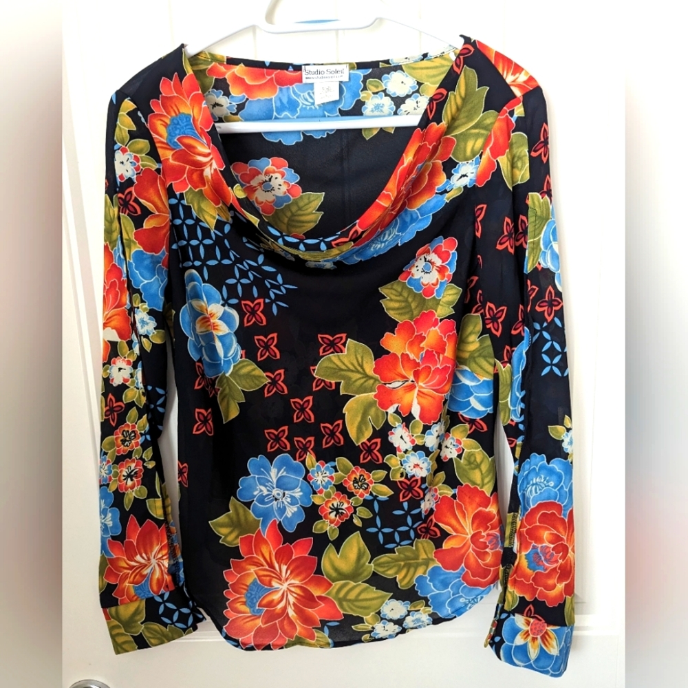 Studio Soleil Blouse with Split Sleeves